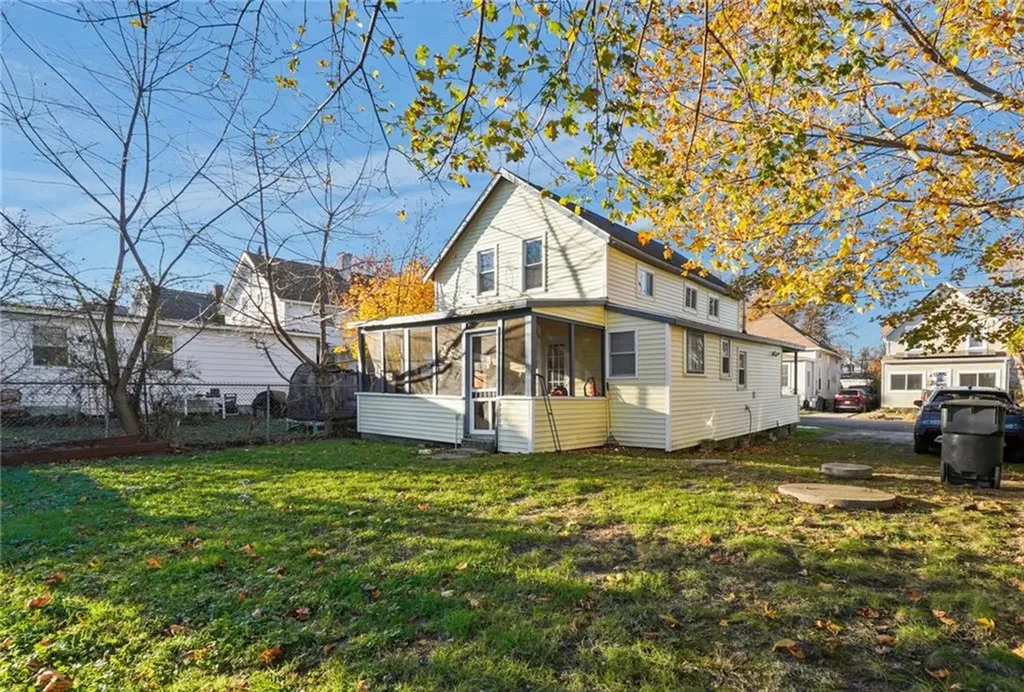 38 Pender Avenue Warwick RI 02889