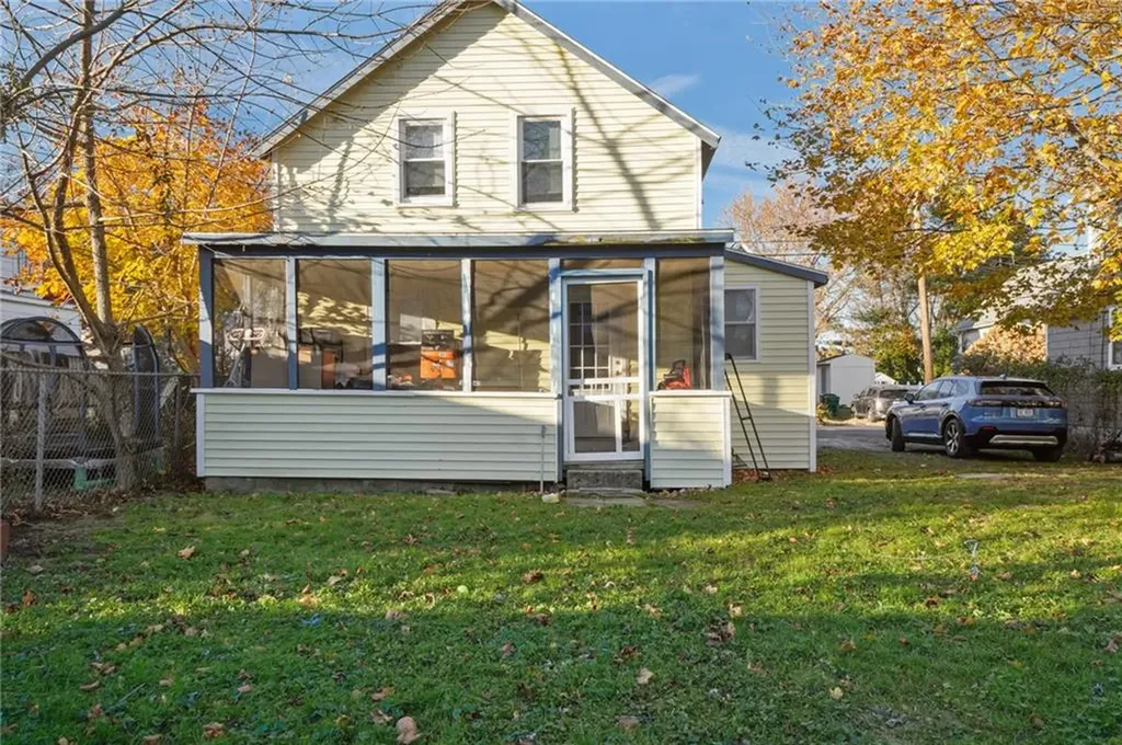 38 Pender Avenue Warwick RI 02889
