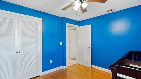 16 Eastman Street Warwick RI 02886