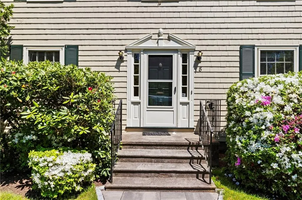 8 Sylvan Street Newport RI 02840