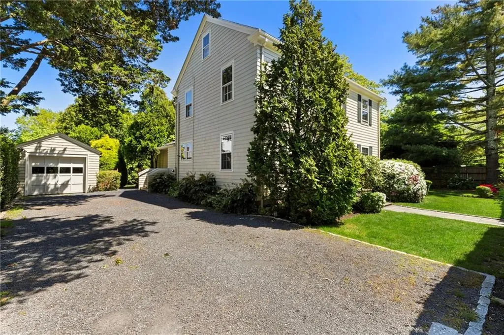 8 Sylvan Street Newport RI 02840