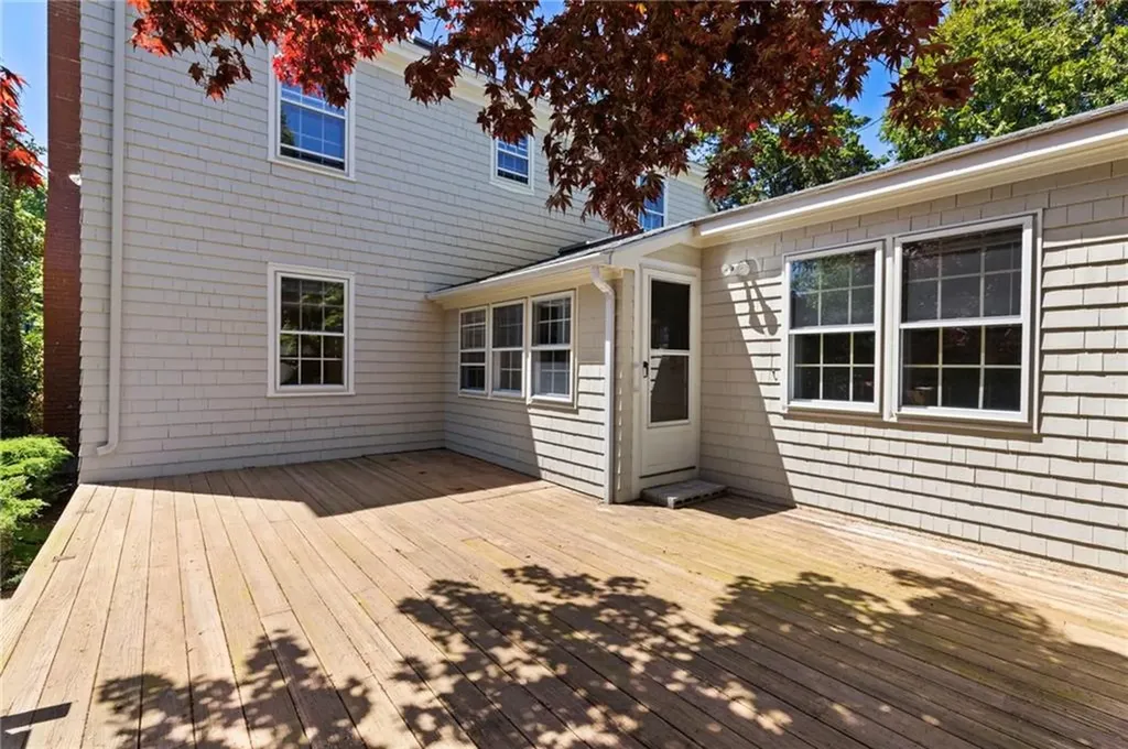 8 Sylvan Street Newport RI 02840