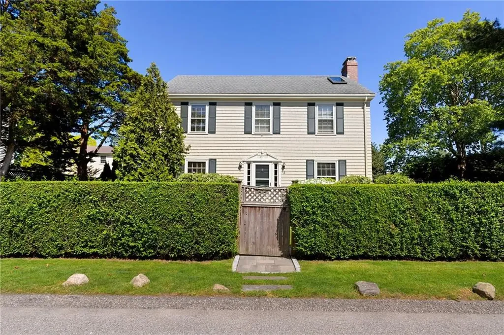 8 Sylvan Street Newport RI 02840