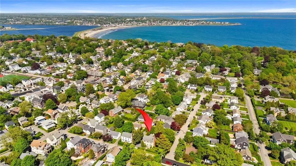 8 Sylvan Street Newport RI 02840
