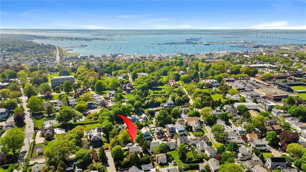 8 Sylvan Street Newport RI 02840