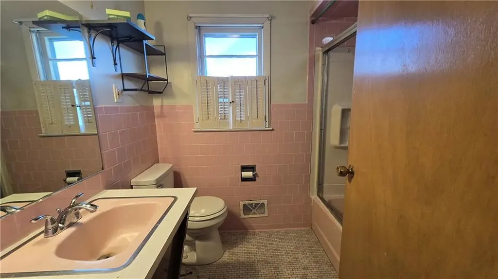 7 Eliza Street Providence RI 02909