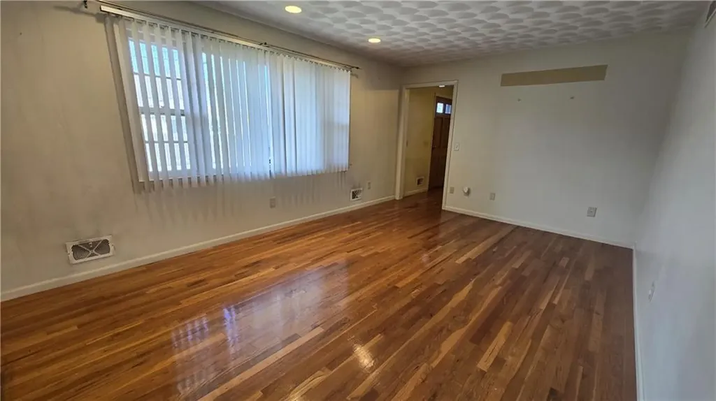 7 Eliza Street Providence RI 02909