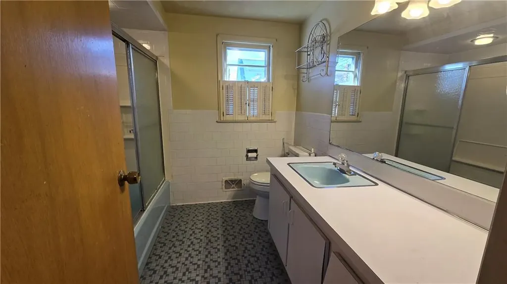 7 Eliza Street Providence RI 02909