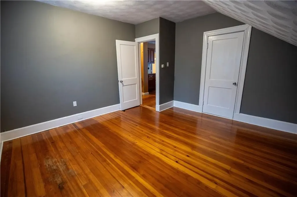 304 Waterman Avenue Smithfield RI 02917
