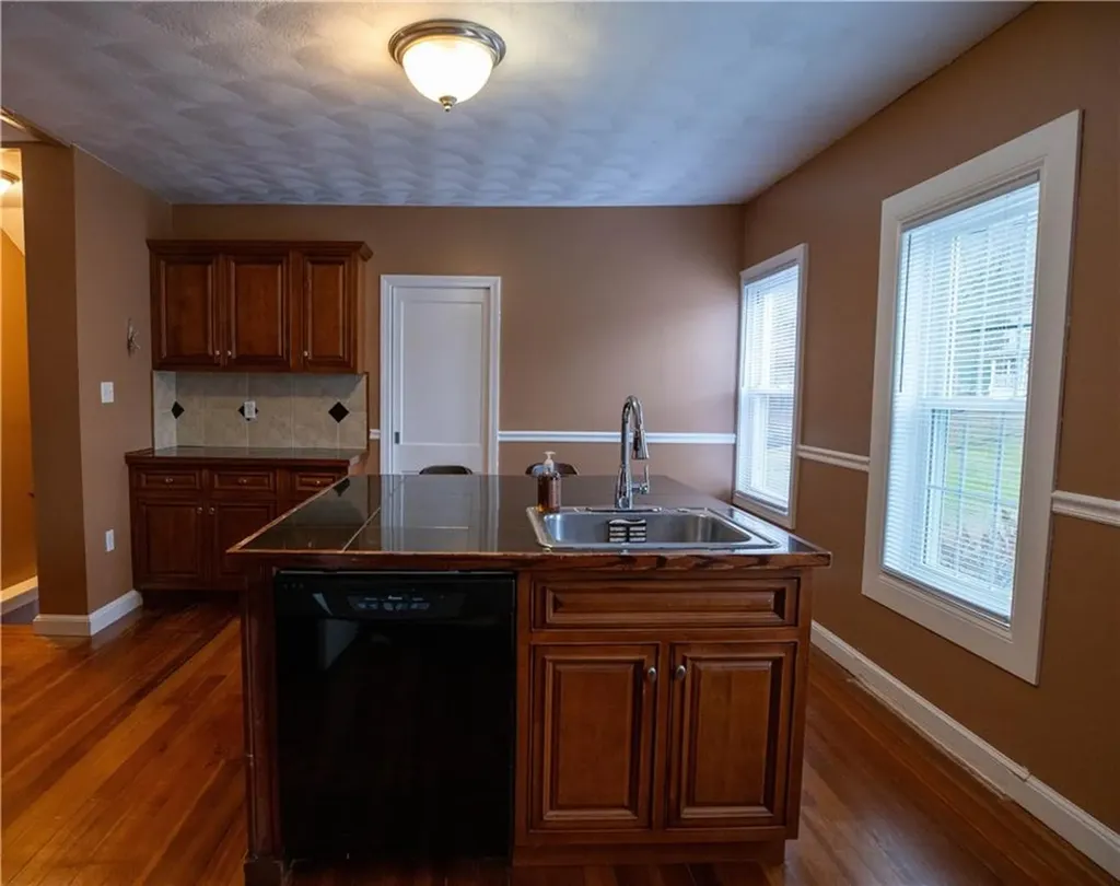 304 Waterman Avenue Smithfield RI 02917