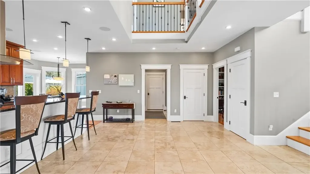 3 Doris Terrace Newport RI 02840