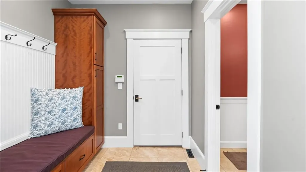 3 Doris Terrace Newport RI 02840