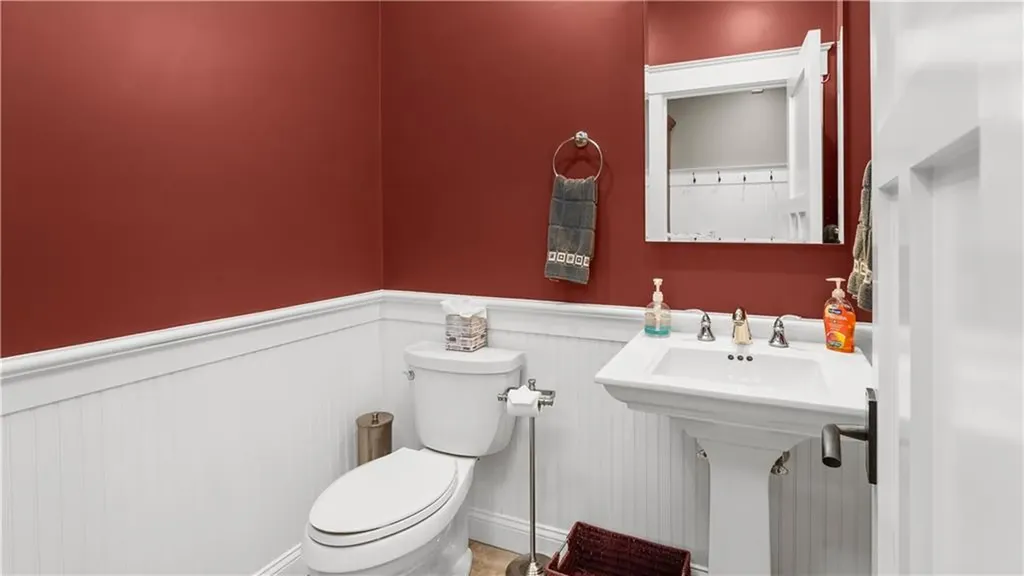 3 Doris Terrace Newport RI 02840