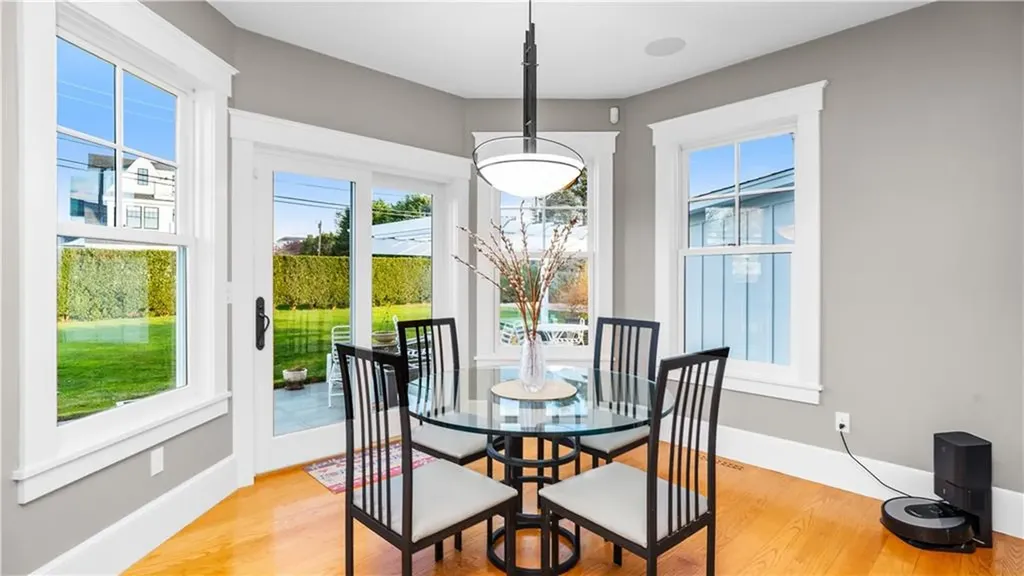 3 Doris Terrace Newport RI 02840