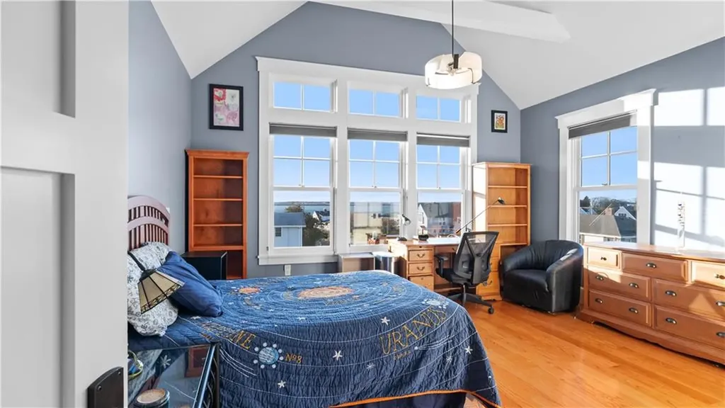 3 Doris Terrace Newport RI 02840