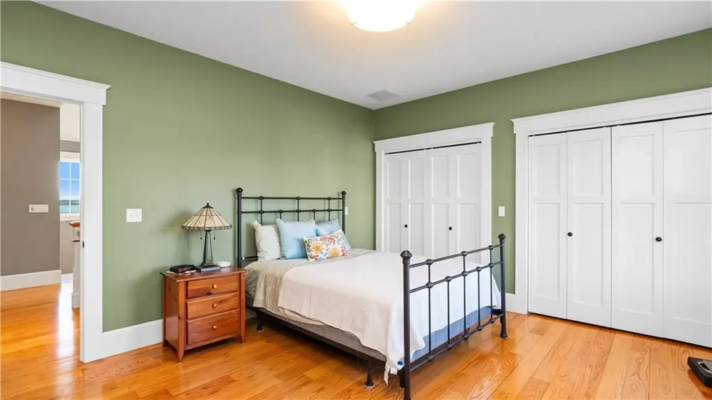 3 Doris Terrace Newport RI 02840
