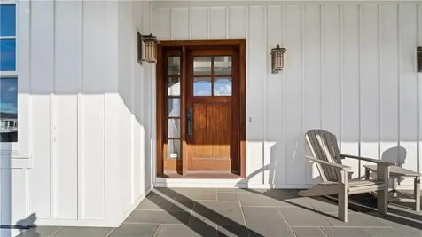 3 Doris Terrace Newport RI 02840