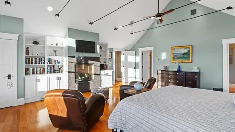 3 Doris Terrace Newport RI 02840