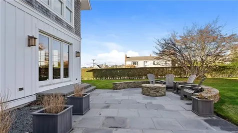 3 Doris Terrace Newport RI 02840