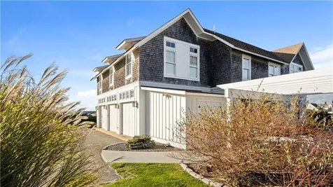 3 Doris Terrace Newport RI 02840