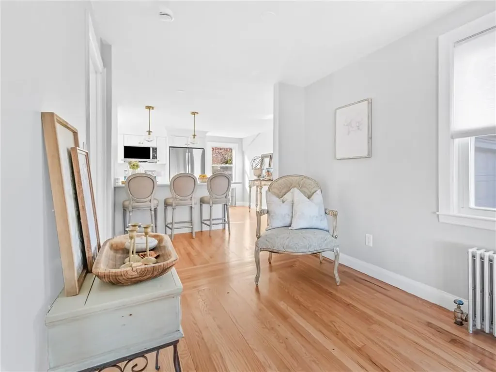 41 Drake Road Warwick RI 02888