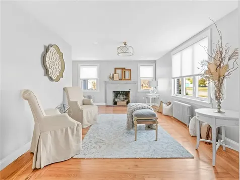 41 Drake Road Warwick RI 02888