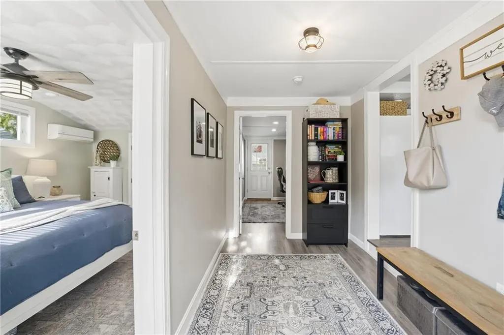 107 Glenwood Drive Warwick RI 02889