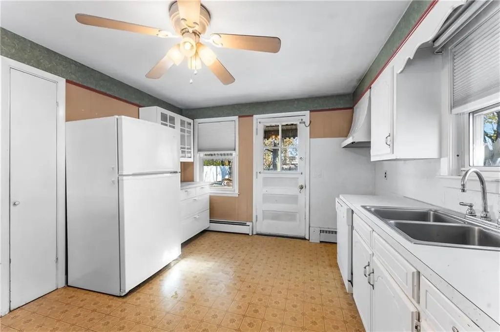 308 Rhode Island Avenue Pawtucket RI 02860