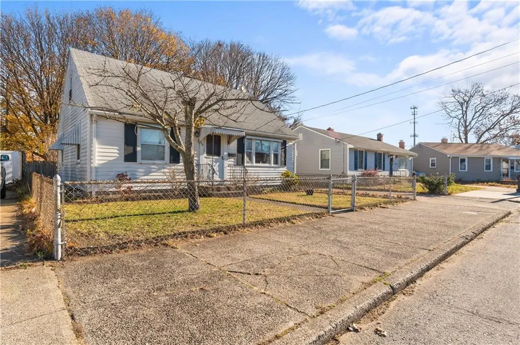 308 Rhode Island Avenue Pawtucket RI 02860