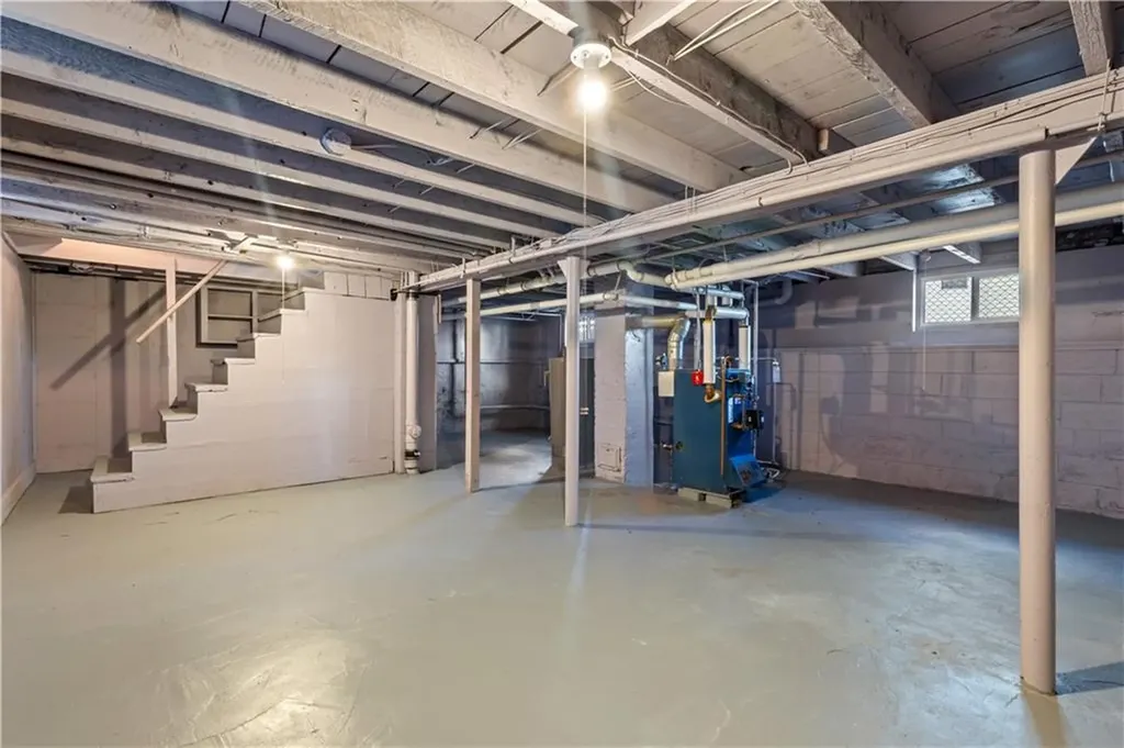 274 Montgomery Avenue Cranston RI 02905