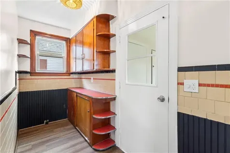 274 Montgomery Avenue Cranston RI 02905