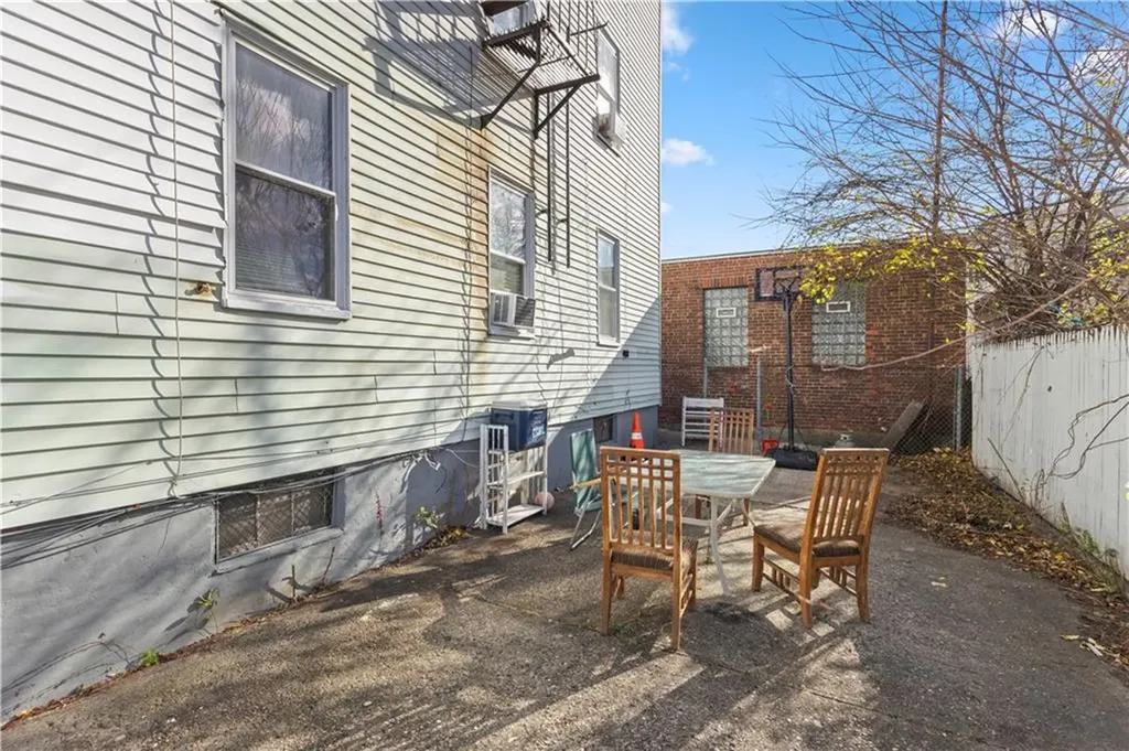 62 Russo Street Providence RI 02904