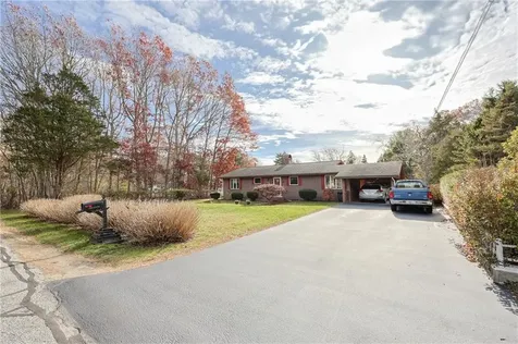 19 West Spruce Street Charlestown RI 02813