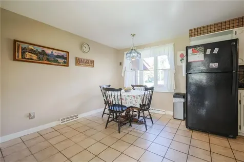 19 West Spruce Street Charlestown RI 02813