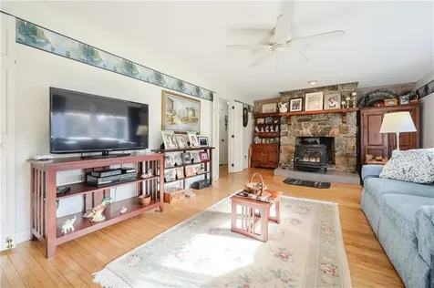 19 West Spruce Street Charlestown RI 02813