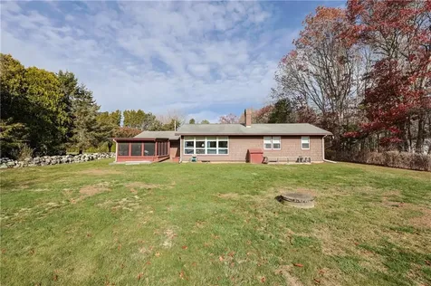 19 West Spruce Street Charlestown RI 02813