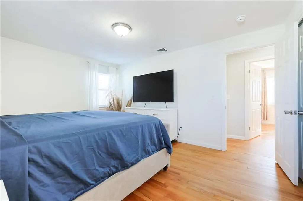 31 Salina Avenue Johnston RI 02919