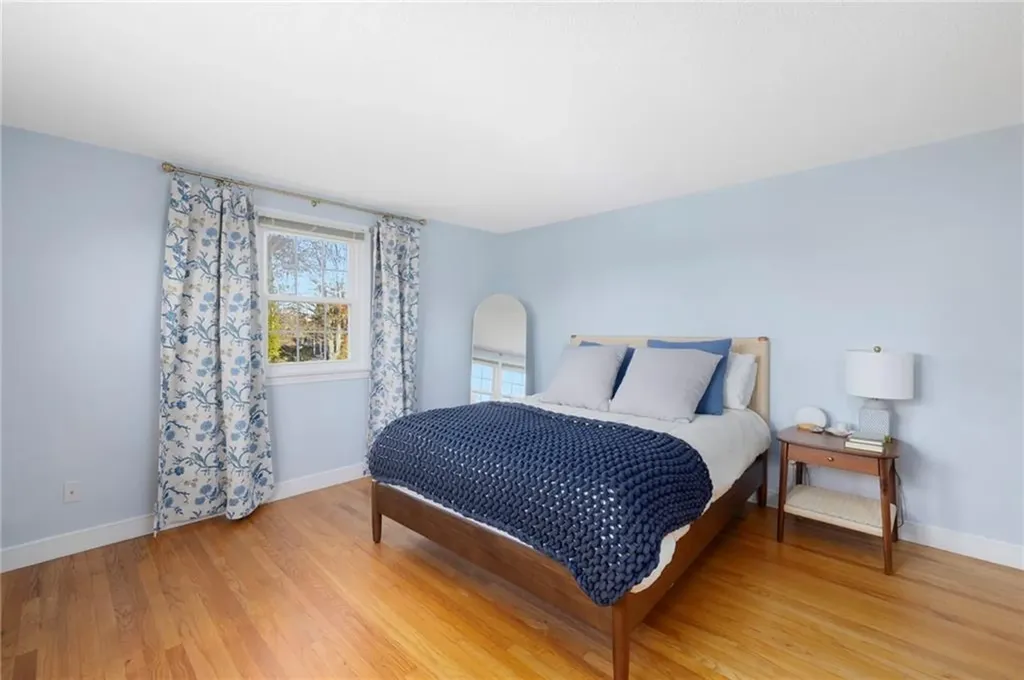 46 Arrowhead Drive Tiverton RI 02878