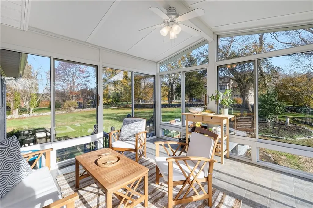 46 Arrowhead Drive Tiverton RI 02878