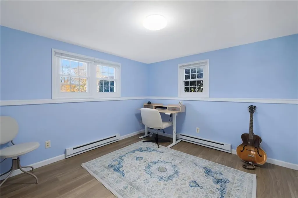 46 Arrowhead Drive Tiverton RI 02878