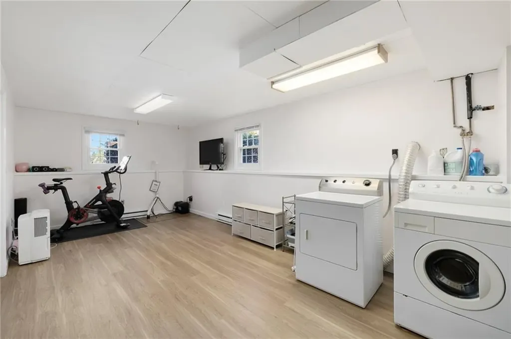 46 Arrowhead Drive Tiverton RI 02878