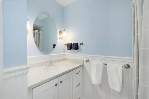 46 Arrowhead Drive Tiverton RI 02878