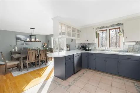 9 Kenny Drive Warren RI 02885