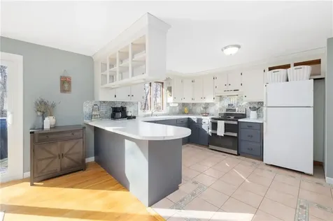 9 Kenny Drive Warren RI 02885