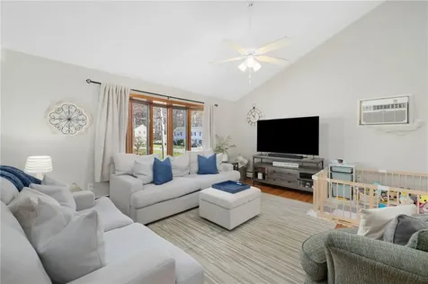 9 Kenny Drive Warren RI 02885