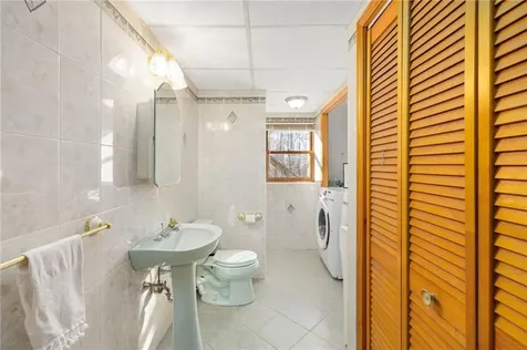 9 Kenny Drive Warren RI 02885