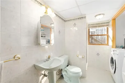 9 Kenny Drive Warren RI 02885