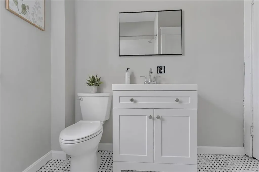 19 Greene Lane Newport RI 02840