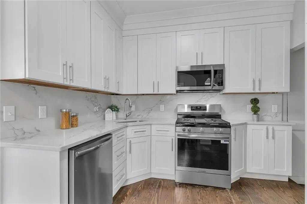 19 Greene Lane Newport RI 02840