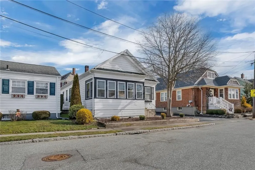 19 Greene Lane Newport RI 02840